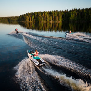 vesijetteily polttariporukalla